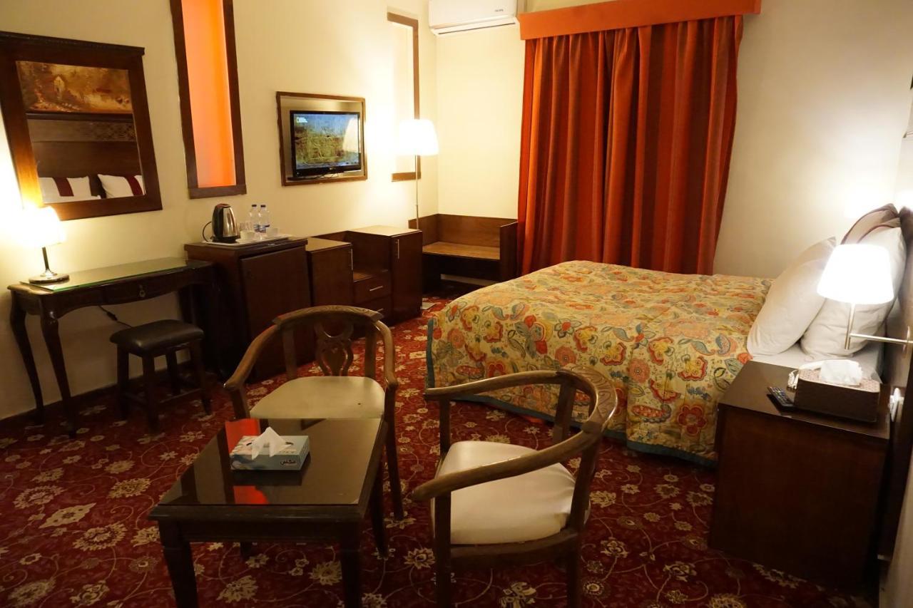 Petra Nights Hotel Exterior foto