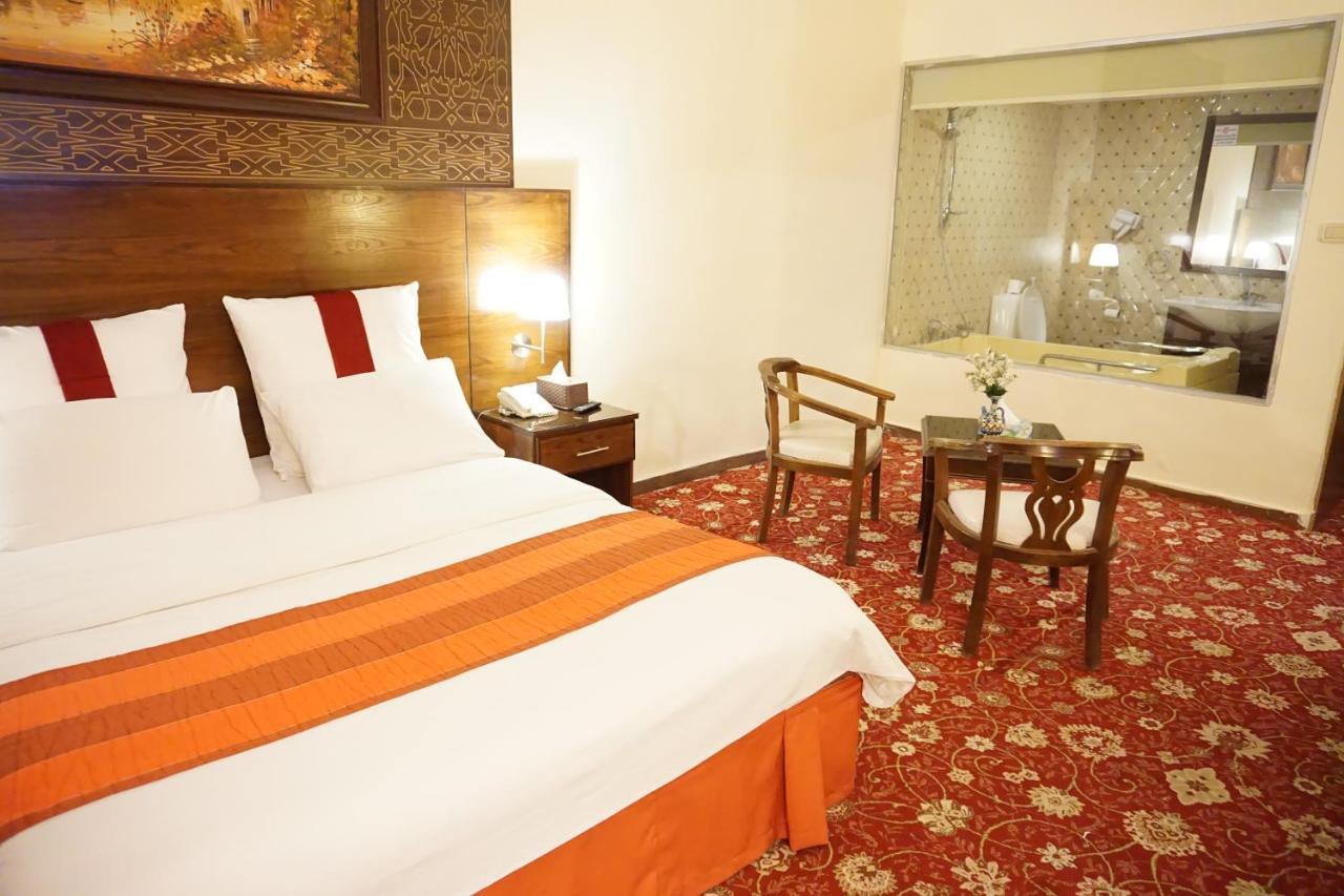 Petra Nights Hotel Exterior foto