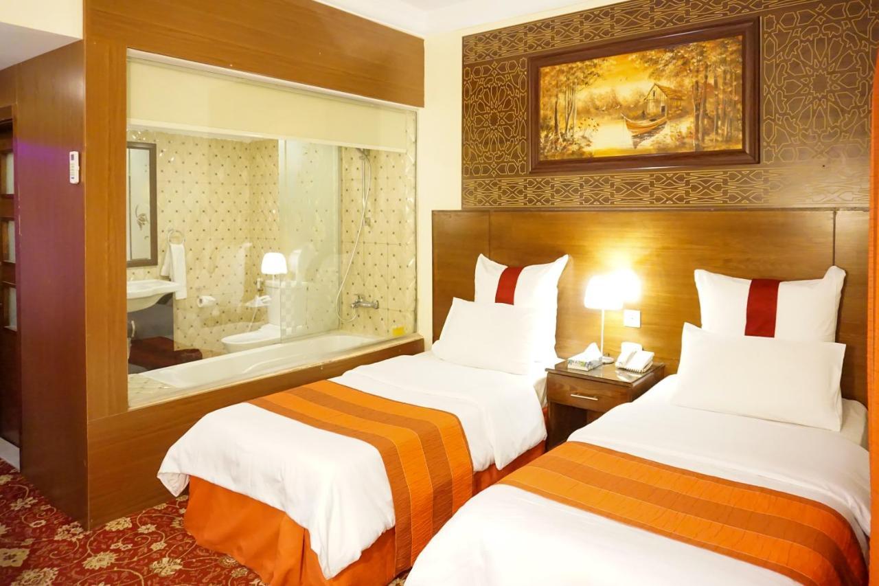 Petra Nights Hotel Exterior foto