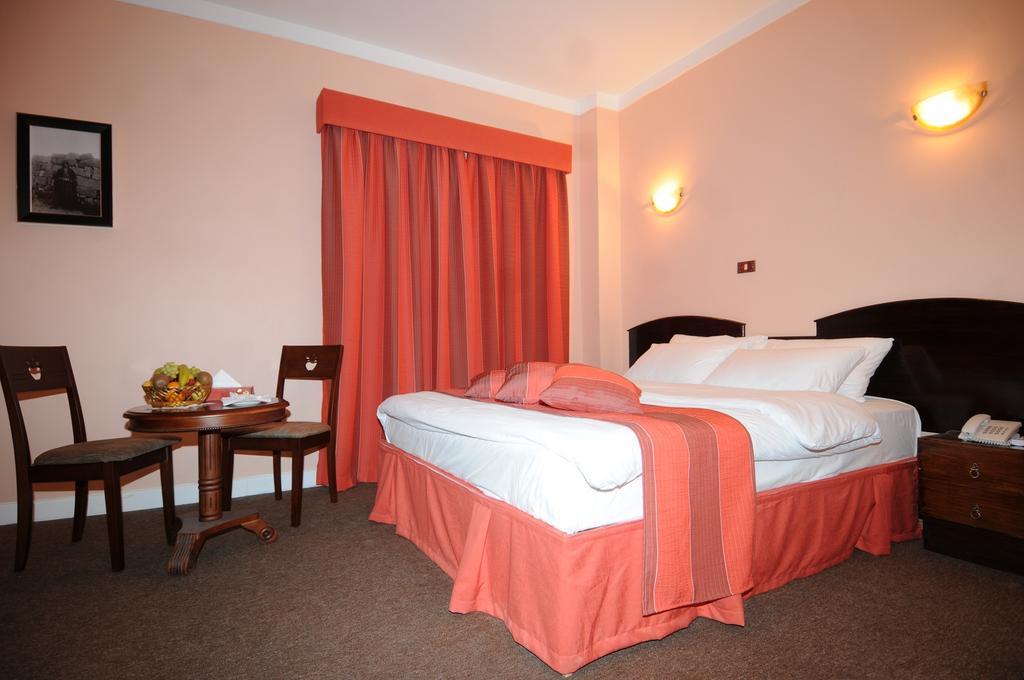 Petra Nights Hotel Habitación foto